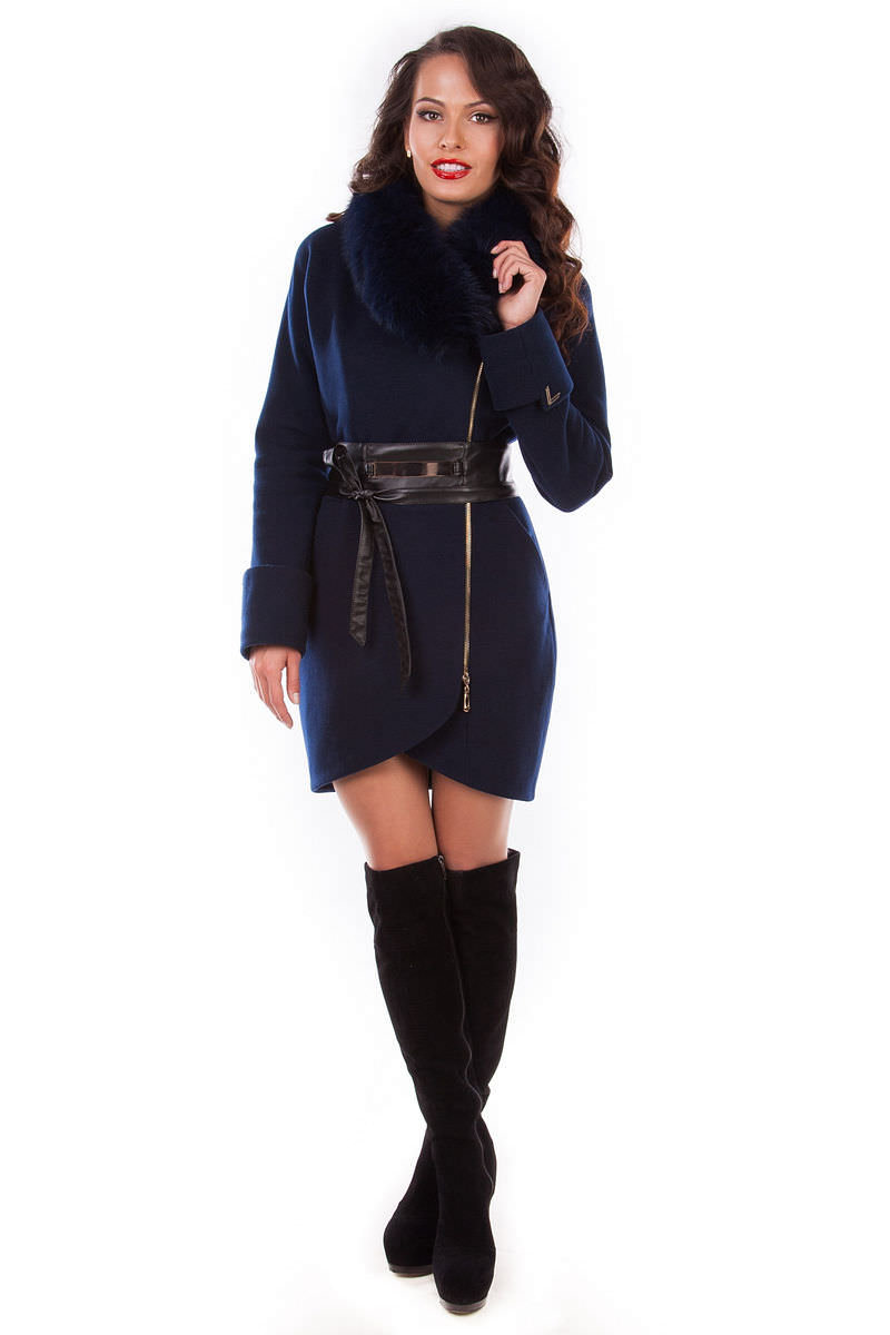 Женская одежда оптом от производителя Modus Пальто Статус зима песец