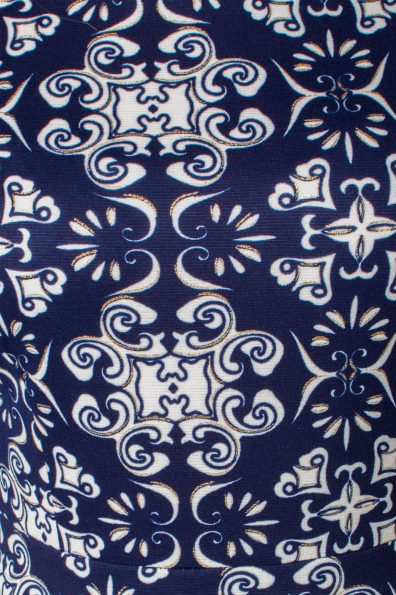 Платье Карен лайт принт франц люрекс Цвет: Цветы, тёмно-синий/белый