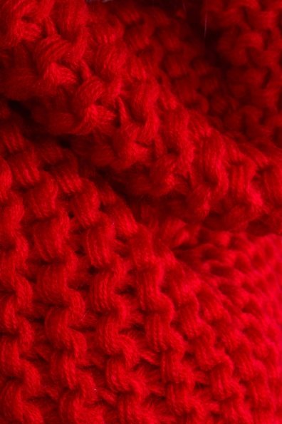 Шарф-хомут крупной вязки Цвет: Красный