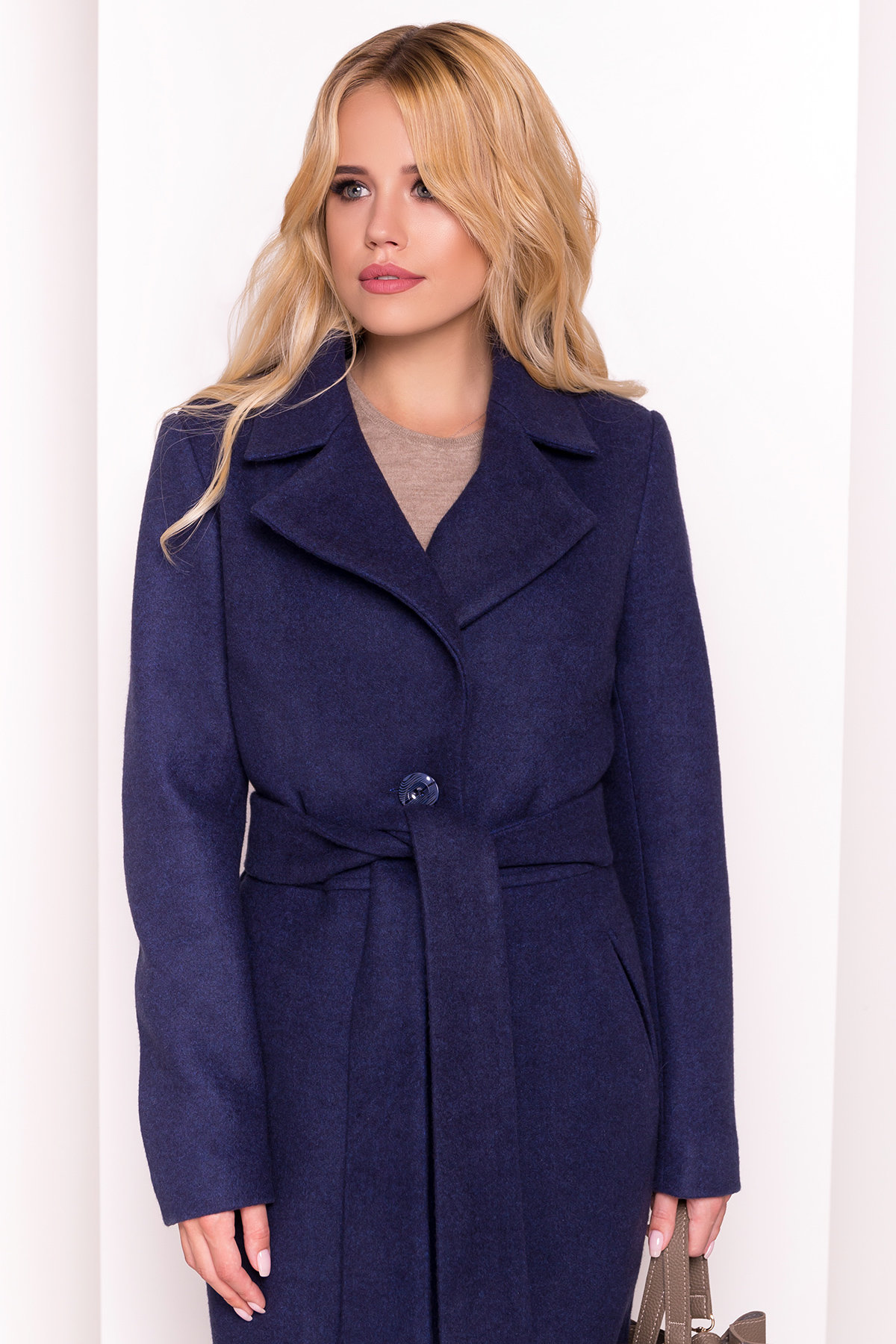 Стильное демисезонное пальто Габриэлла 5295 Цвет: Темно-синий 17