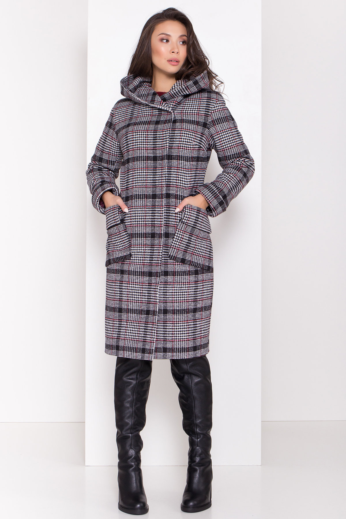 Зимнее пальто в стильную клетку Анджи 8276 АРТ. 44386 Цвет: Клетка кр черн/бел/кр - фото 3, интернет магазин tm-modus.ru