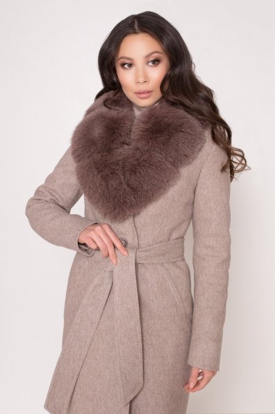 Зимнее пальто с роскошным воротником из песца Камила классик 8489 Цвет: Бежевый меланж
