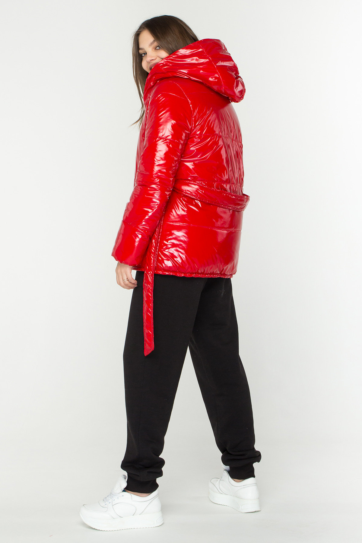 Лаковая куртка пуховик с поясом Бумер 8696 АРТ. 45034 Цвет: Красный - фото 8, интернет магазин tm-modus.ru