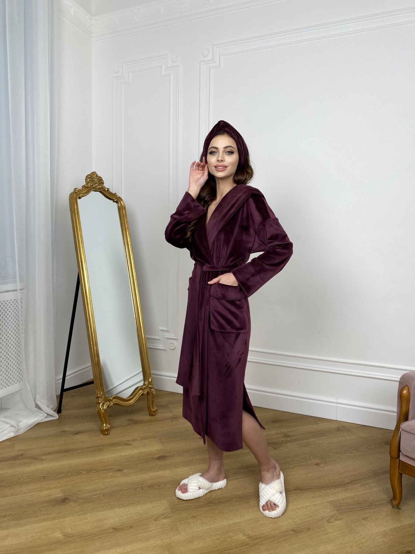 Женская одежда оптом от производителя Фабьен халат миди велюр 10505