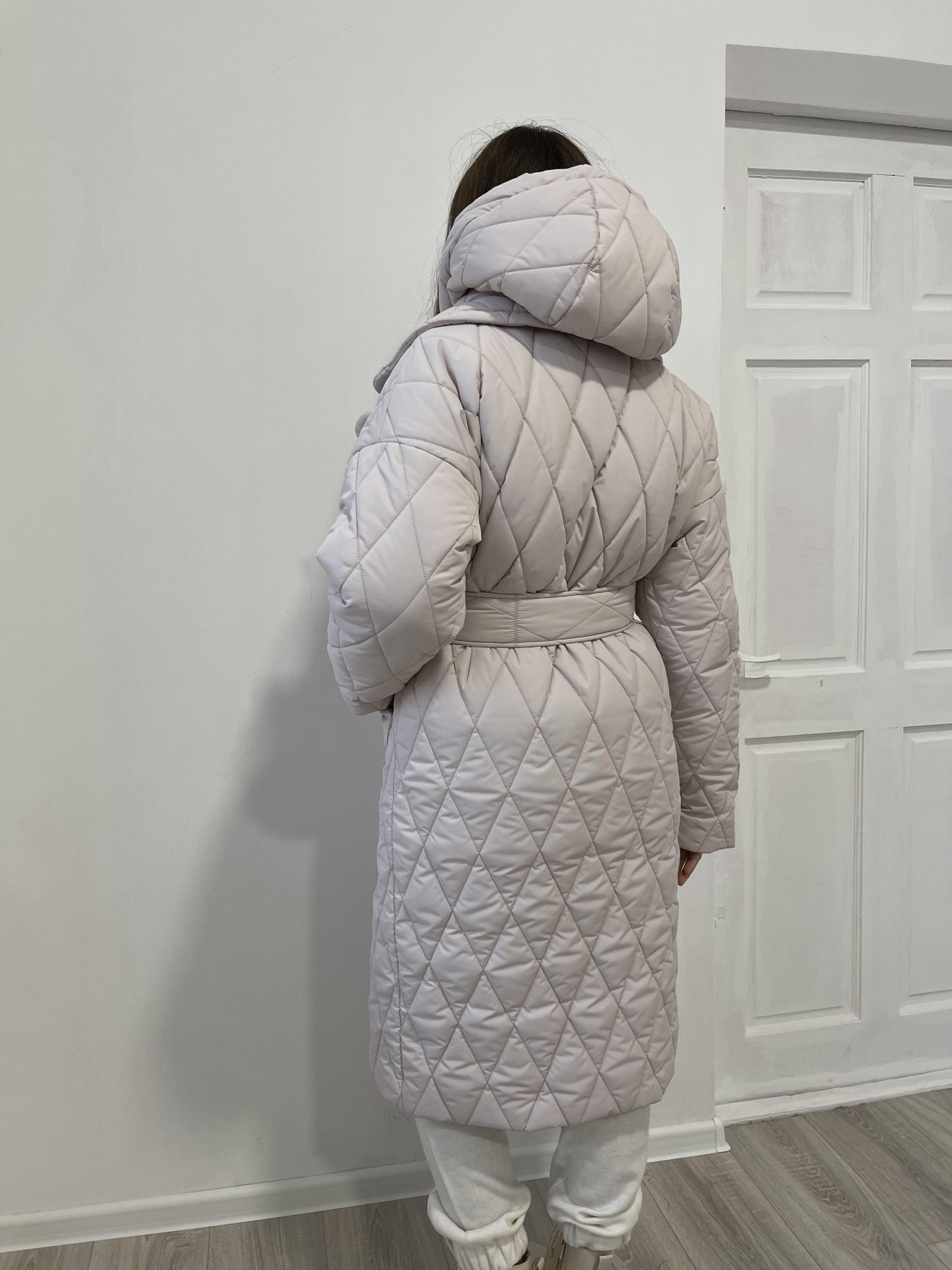 Хаски зимнее стеганое пальто 12045 АРТ. 48929 Цвет: Бежевый 970 - фото 6, интернет магазин tm-modus.ru