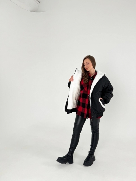 Чикаго плащевка Ammy с мехом куртка- бомбер 13995 Цвет: Черный/Молоко