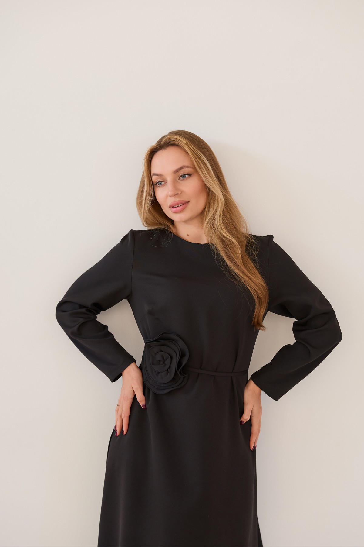 Сукня Плаза Максі Костюмка креп стрейч 16069 Цвет: Чорний - фото №3 Сукня Плаза Максі Костюмка креп стрейч 16069 Цвет: Чорний