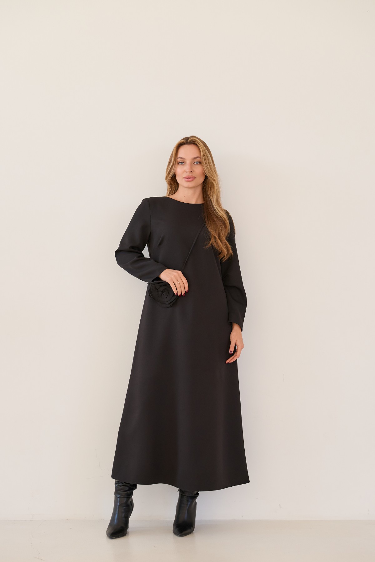 Сукня Плаза Максі Костюмка креп стрейч 16069 Цвет: Чорний - фото №6 Сукня Плаза Максі Костюмка креп стрейч 16069 Цвет: Чорний