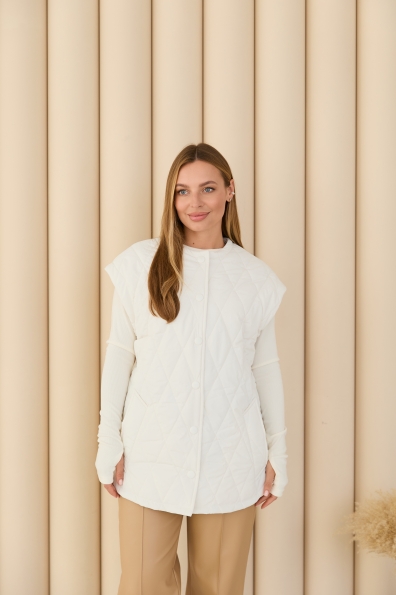 Жилет Ефір Плащівка Ammy стьобана РОМБ 16678 Цвет: Молоко