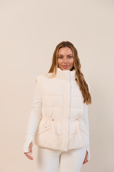 Жилет Бомонд 60 Плащівка Ammy 16724 Цвет: Молоко