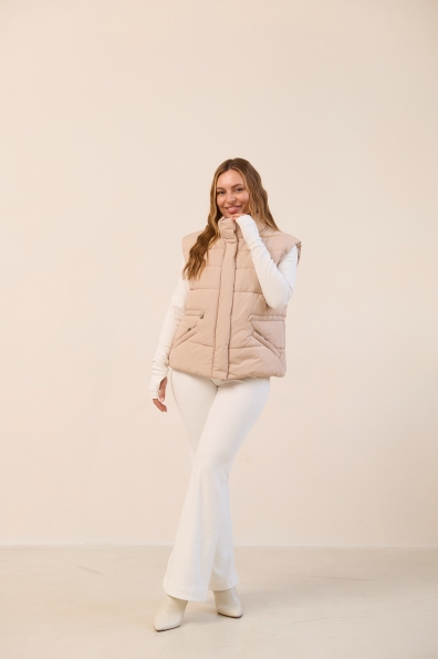 Жилет Бомонд 60 Плащівка Ammy 16724 Цвет: світло бежевий