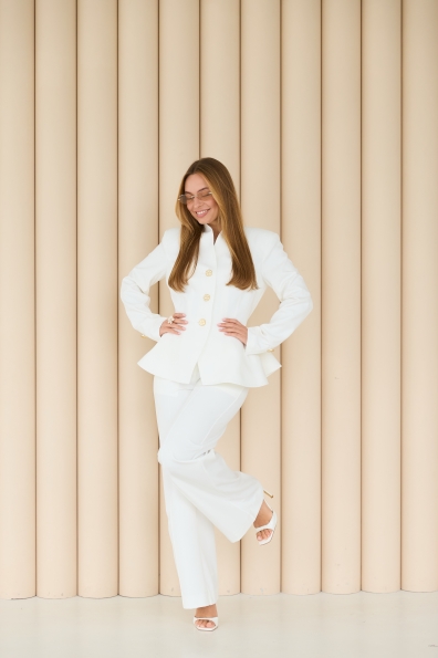 Костюм Саманта 16828 Цвет: Молоко